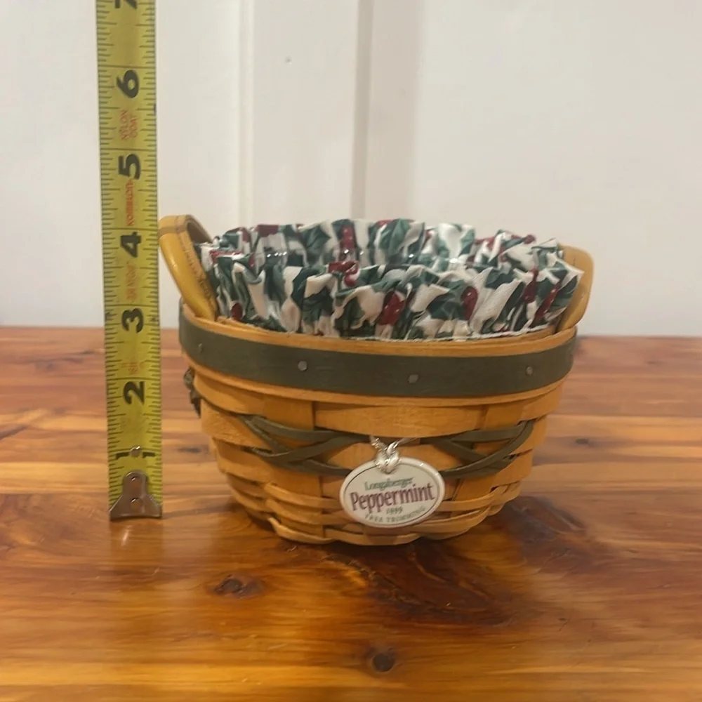 Vtg Longaberger 1999 Peppermint Tree Trimming Basket